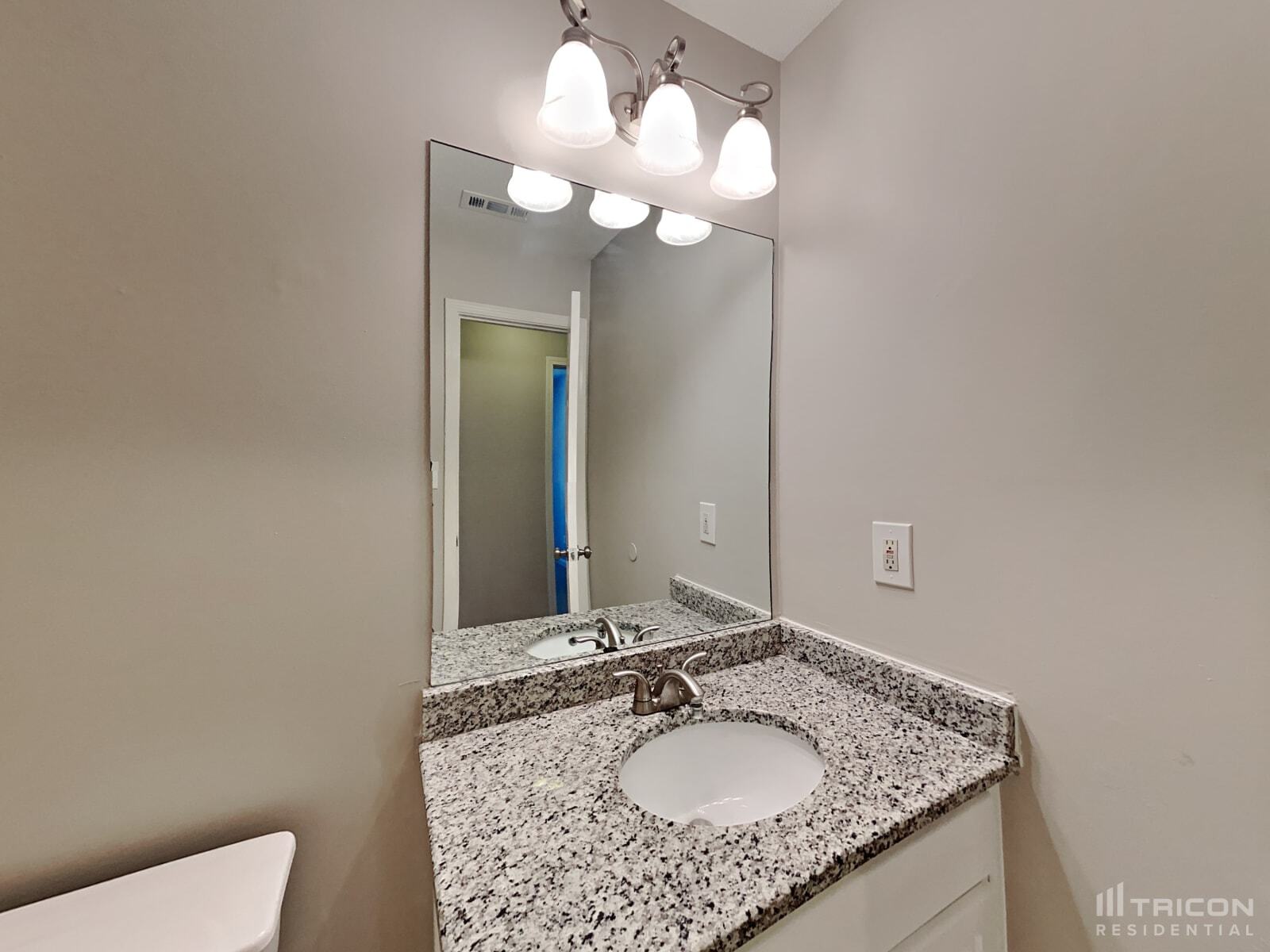 Building Photo - 3023 Ryan Rd