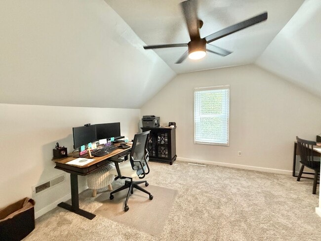 Building Photo - Stunning *4BD, 3BA North Raleigh Home on a...