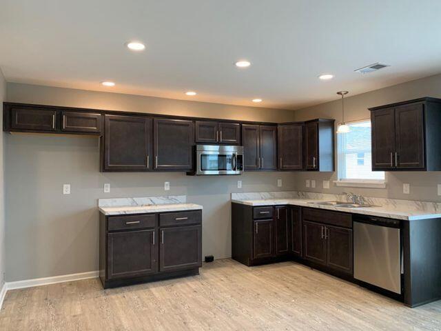 Building Photo - 501 Cripple Creek Cir