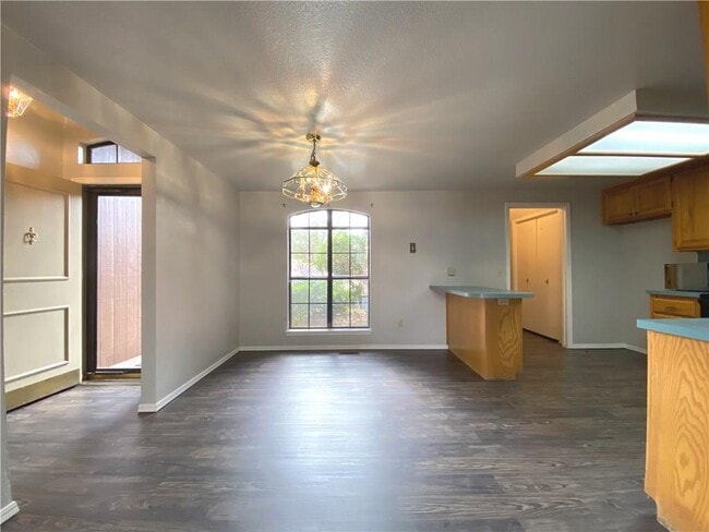 Building Photo - 917 NW 170th St