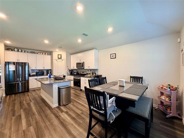 Building Photo - 6301 Spooky Cat Trl