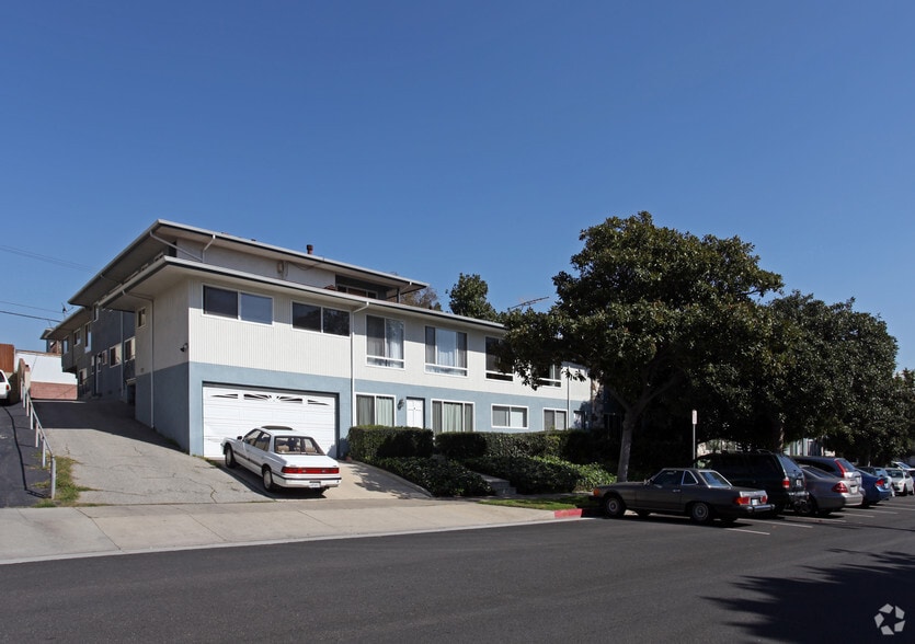 Building Photo - Park Beverly