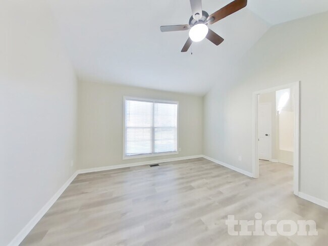 Building Photo - 6009 Plateau Ct