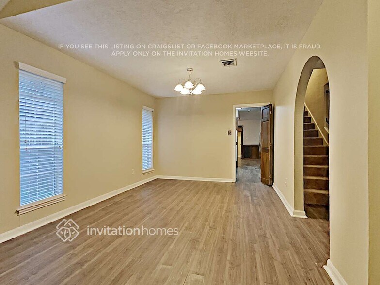 Building Photo - 4238 Honey Oaks Dr