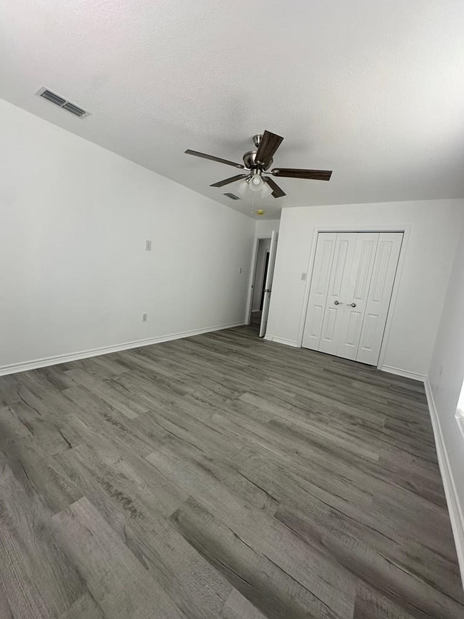 Building Photo - 3580 N Treadway Ave
