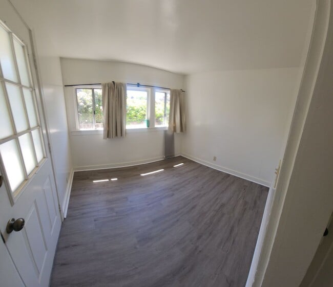 Building Photo - 3 Homes on 1 Lot! 7 Bedroom 4 bath home close to POLY off of Grand Avenue Entrance!!!!