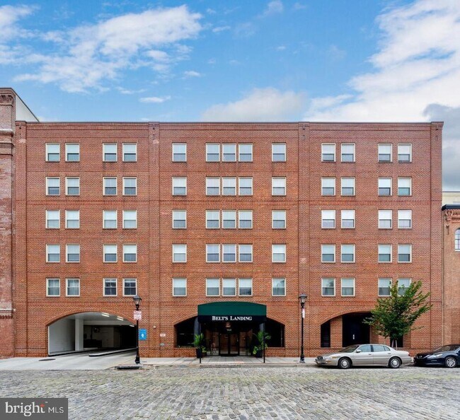 Building Photo - 960 Fell St