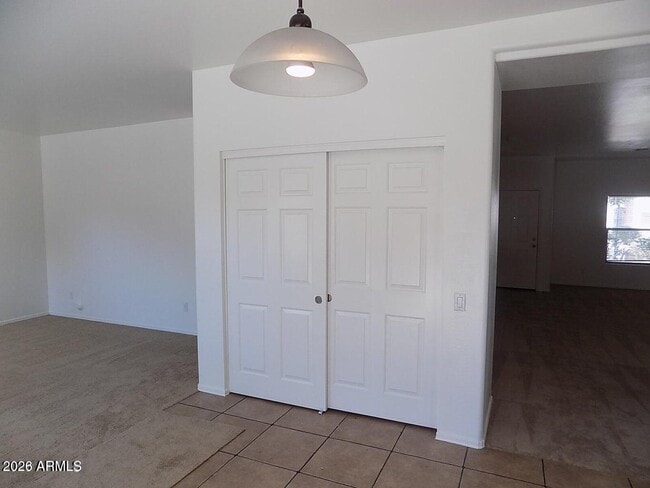 Building Photo - 5421 W Glass Ln