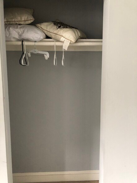 Building Photo - 734 Quincy St NW