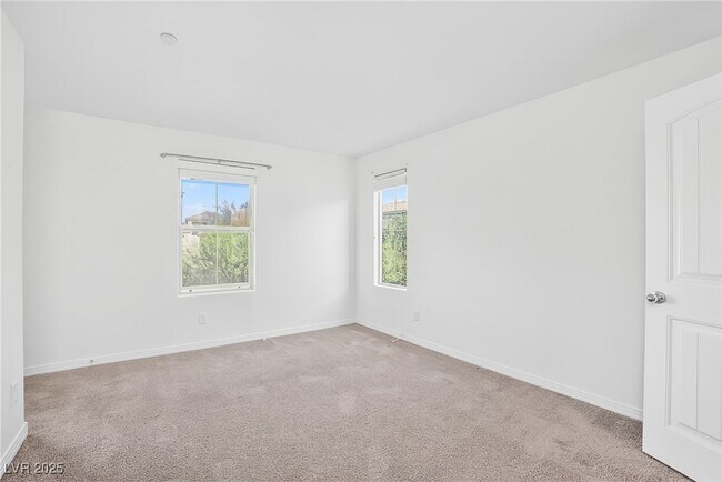 Building Photo - 2718 Hammetts Landing Walk