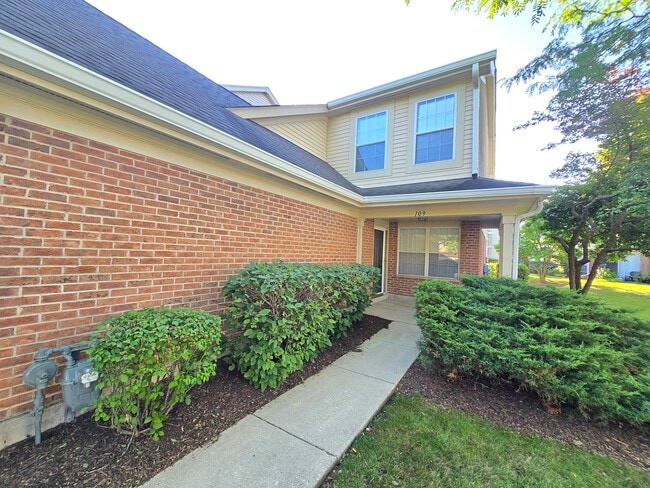 Building Photo - 109 Thistle Ct