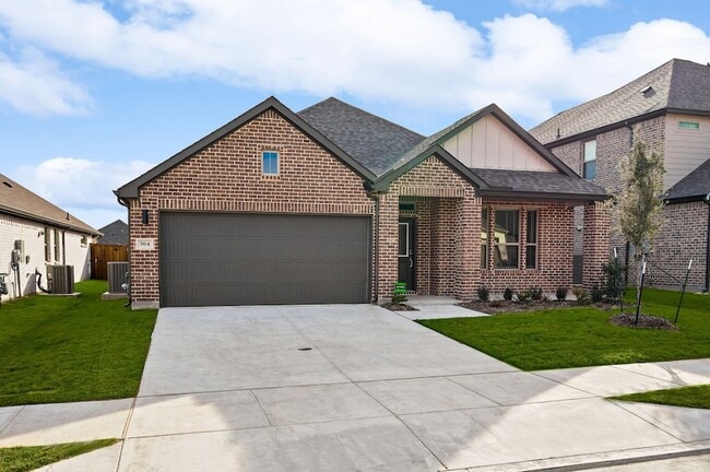 Building Photo - 364 Braves Wy