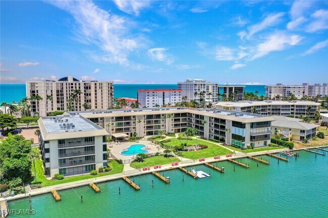 Building Photo - 3200 Gulf Shore Blvd N