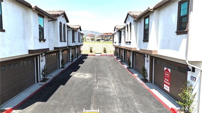 Building Photo - 16126 Lumia Wy