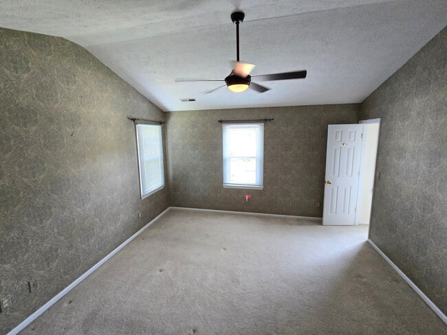 Building Photo - 5412 Beretta Way