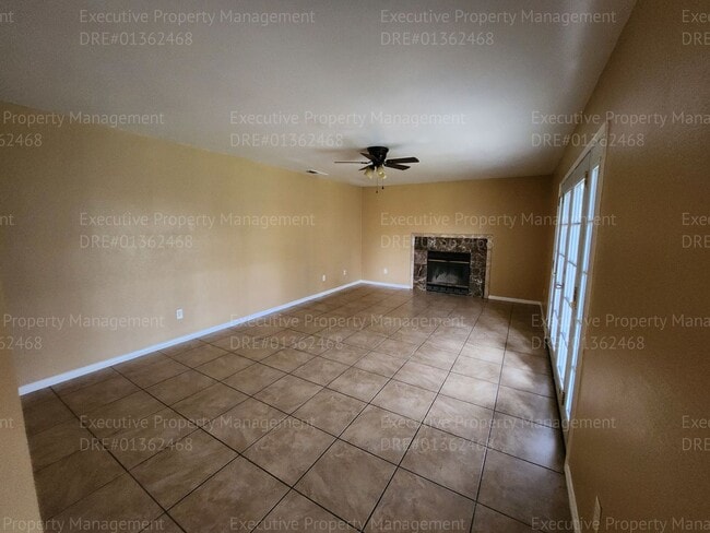 Building Photo - 3 bedrooms /2.5 bath two-story gem boasts ...