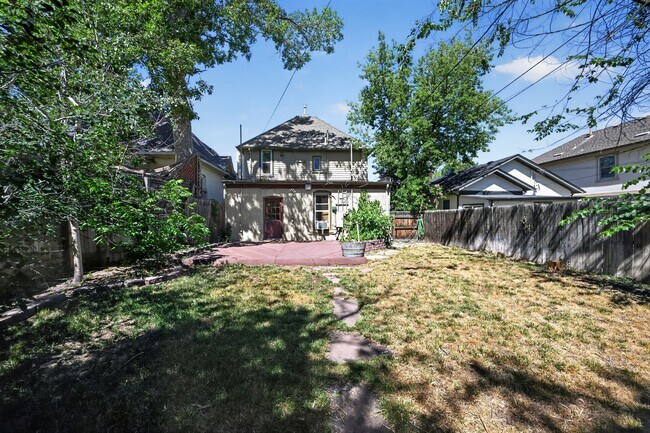 Building Photo - 2136 Lafayette St