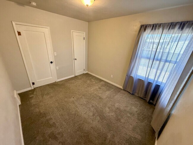Building Photo - Charming 2-Bedroom Home with Patio, Storage & Plenty of Parking