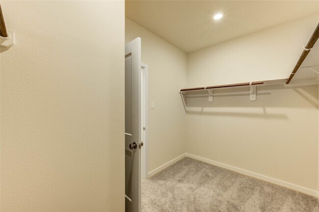 Building Photo - 21526 George Wayne Wy