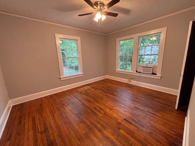 Building Photo - 3 Bedroom, 1 Bath home in West Rome!