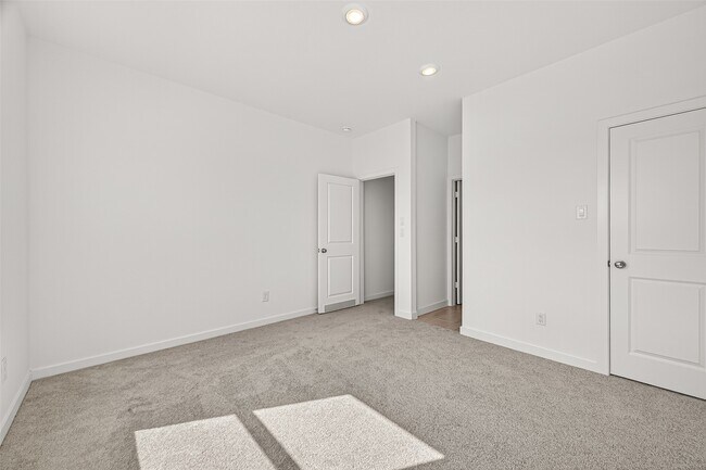 Building Photo - 2419 Hazel Berry St