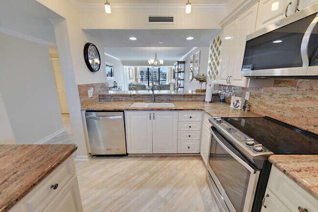 Building Photo - 2601 Marina Isle Way
