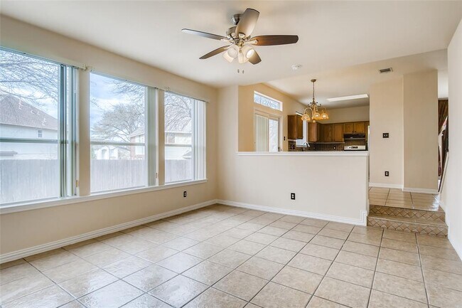 Building Photo - 1822 Rosenborough Ln N