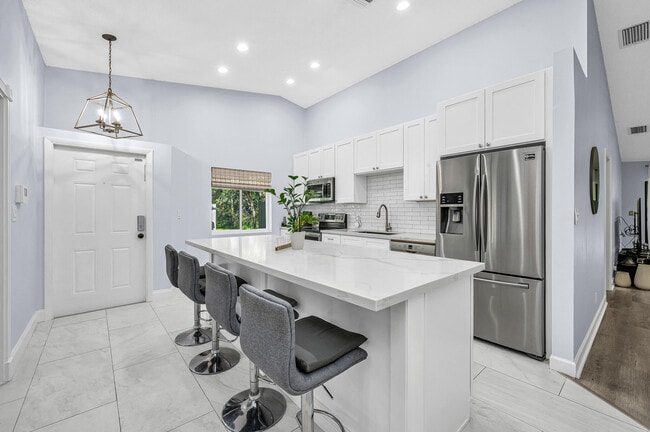 Building Photo - 3811 Arelia Dr