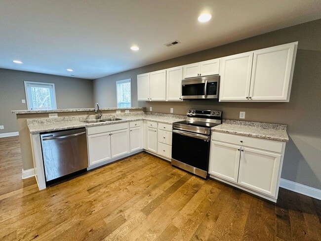 Building Photo - Stunning 2023-Built Home in Powell