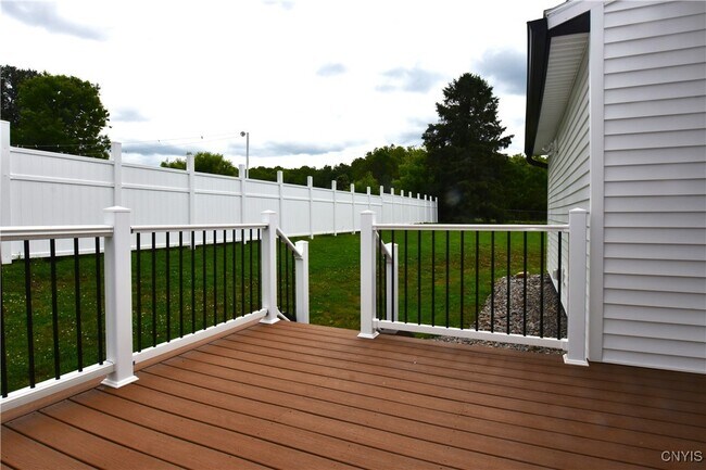 Building Photo - 1401 Woodbury Dr