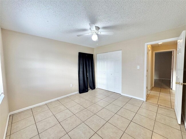 Building Photo - 2571 Elm Ave