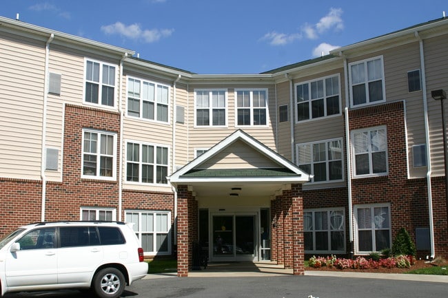 Primary Photo - Sandston Plateau Senior Apartments