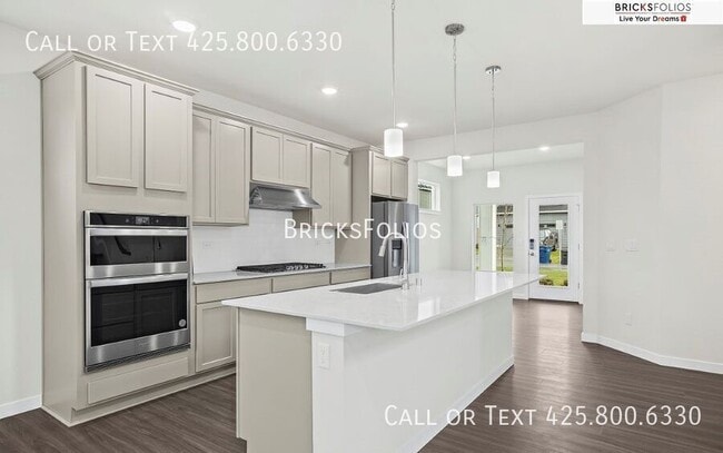 Building Photo - 5115 86th Ave NE