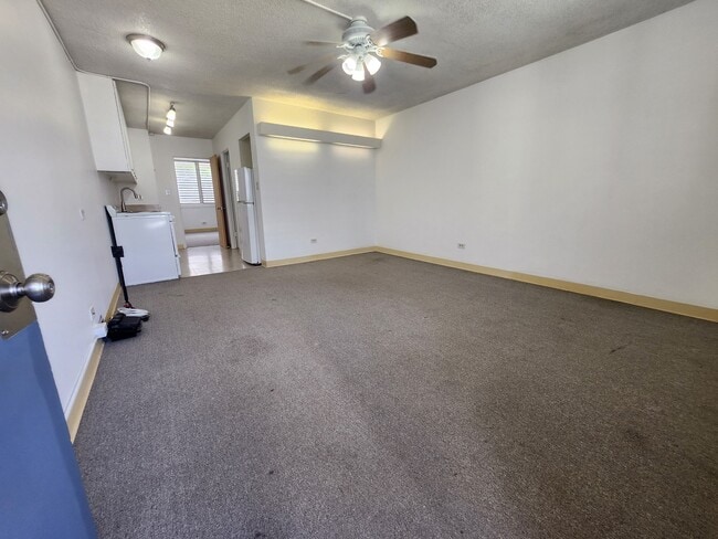Building Photo - 1550 Rycroft St