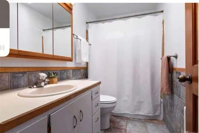 Building Photo - 1000 W Indiana St