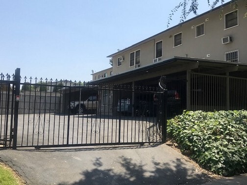 Building Photo - 142 Monterey Rd