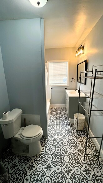 bathroom - 414 Erie Ave