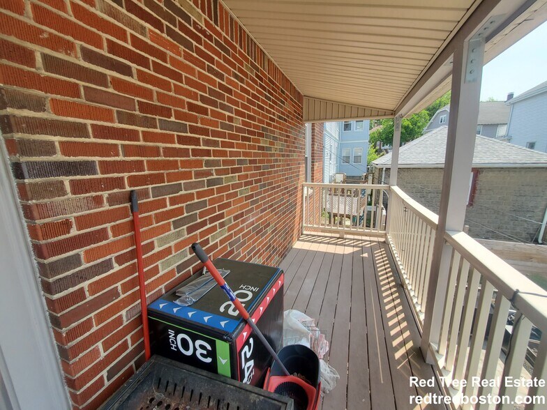 Building Photo - 41 Blenford Rd