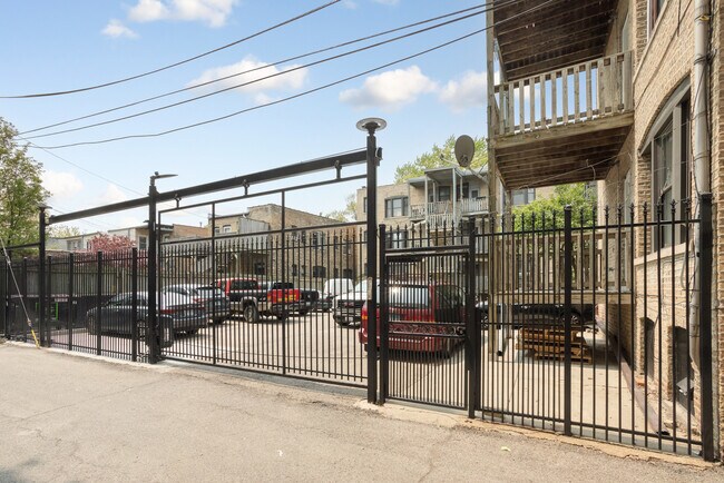 Building Photo - 1245 W Morse Ave