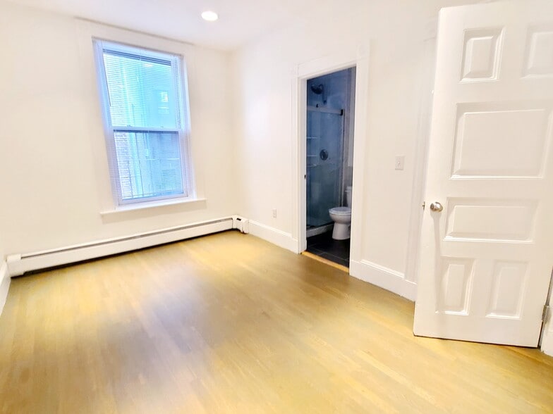 Building Photo - 49 Massachusetts Ave