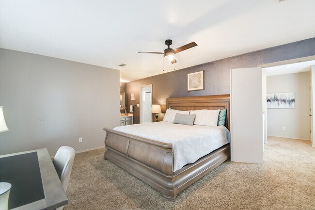 Building Photo - 6937 El Cajon Ct NW