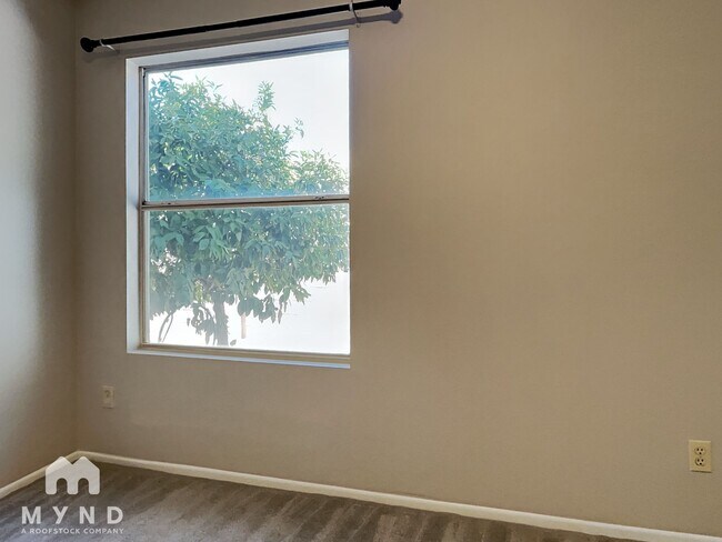Building Photo - 3828 W Mariposa Grande Ln