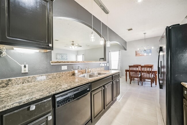 Building Photo - 1728 Tornado