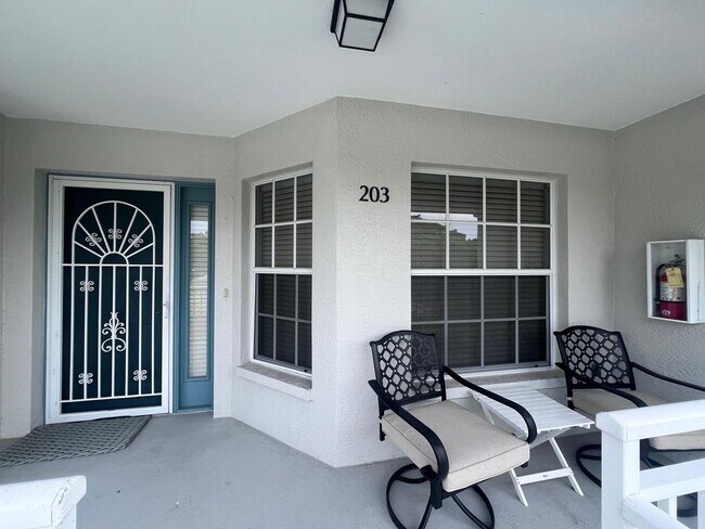 Building Photo - 2285 Harmony Ln