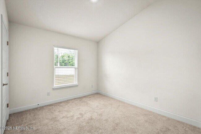 Building Photo - 7271 Gateway Ct