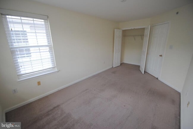 Building Photo - 12823 Fair Briar Ln