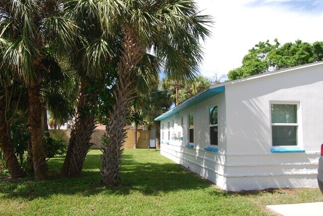 Building Photo - 6402 Gulf Winds Dr