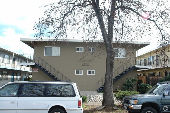 Building Photo - Lucretia Apartments