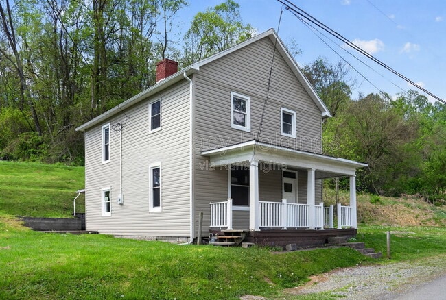 Building Photo - 73 Beechwood Ave