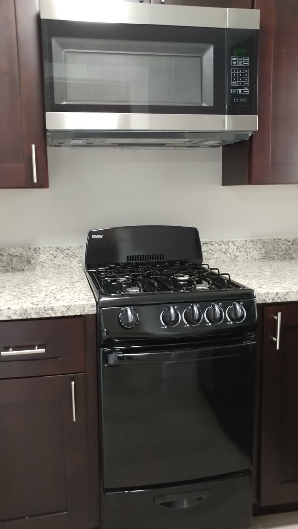 Building Photo - 1051 Boranda Ave